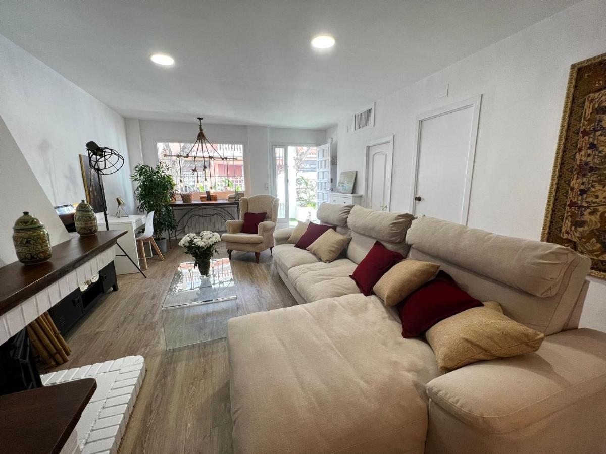 Casa Isabel Aeropuerto Feria Valencia Apartment Partida de La Canada Bagian luar foto